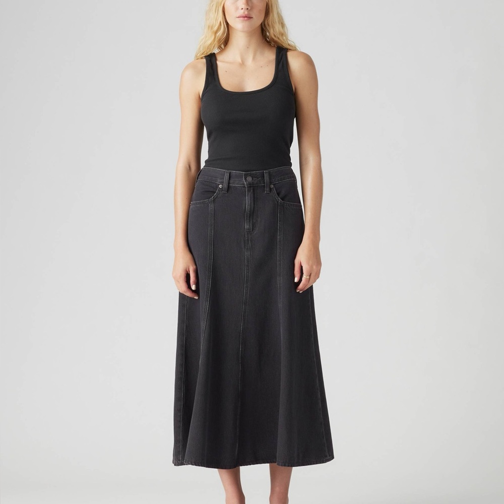 Levi’s Fit N Flare Skirt in Cherish the Day Black